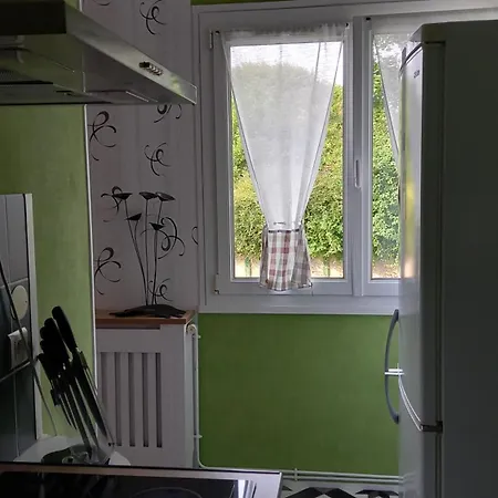 Lejlighed 1 Piece Principale Avec Balcon Local A Velo Prive Place Dans La Rue Pour Voiture Dieppe